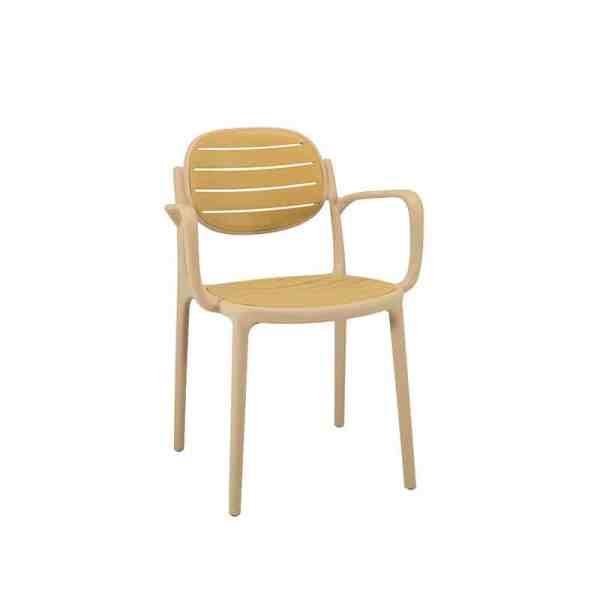 Stackable PP Outdoor Dining Chair for Garden BBQ Gatherings