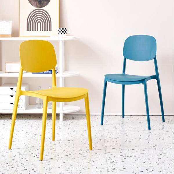 Made in China High-Quality PP Outdoor Dining Chair for Global Markets