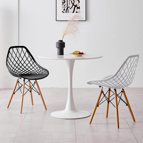 Water-Resistant Commercial PP Outdoor Dining Chair for Pool Areas