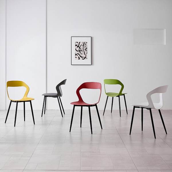 Elegant PP Outdoor Dining Chair for Fine Dining Outdoor Terraces