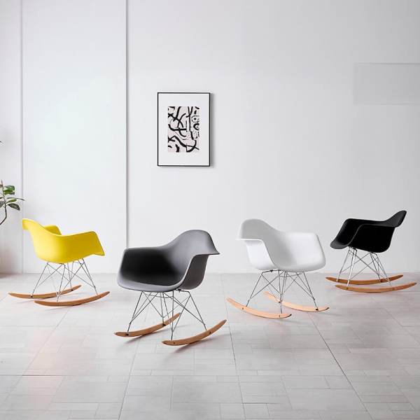 Outdoor Dining PP Chair for Café Street Seating & Customer Meals