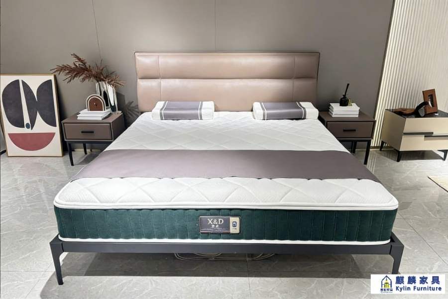 China Manufacturing Upholstered Bed - Commercial Grade MOQ 5