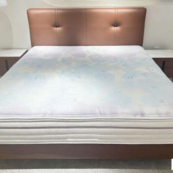 Classic Upholstered Bed for Hotel - China Manufacturing, MOQ 5 Wholesale