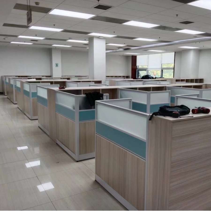 Commercial Office Desks - Solid Wood/Panel Options, Chinese Export, MOQ 20 - Image 4